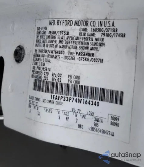 2004 Ford Focus Lx z USA, uszkodzony, nr VIN 1FAFP33P74W164340